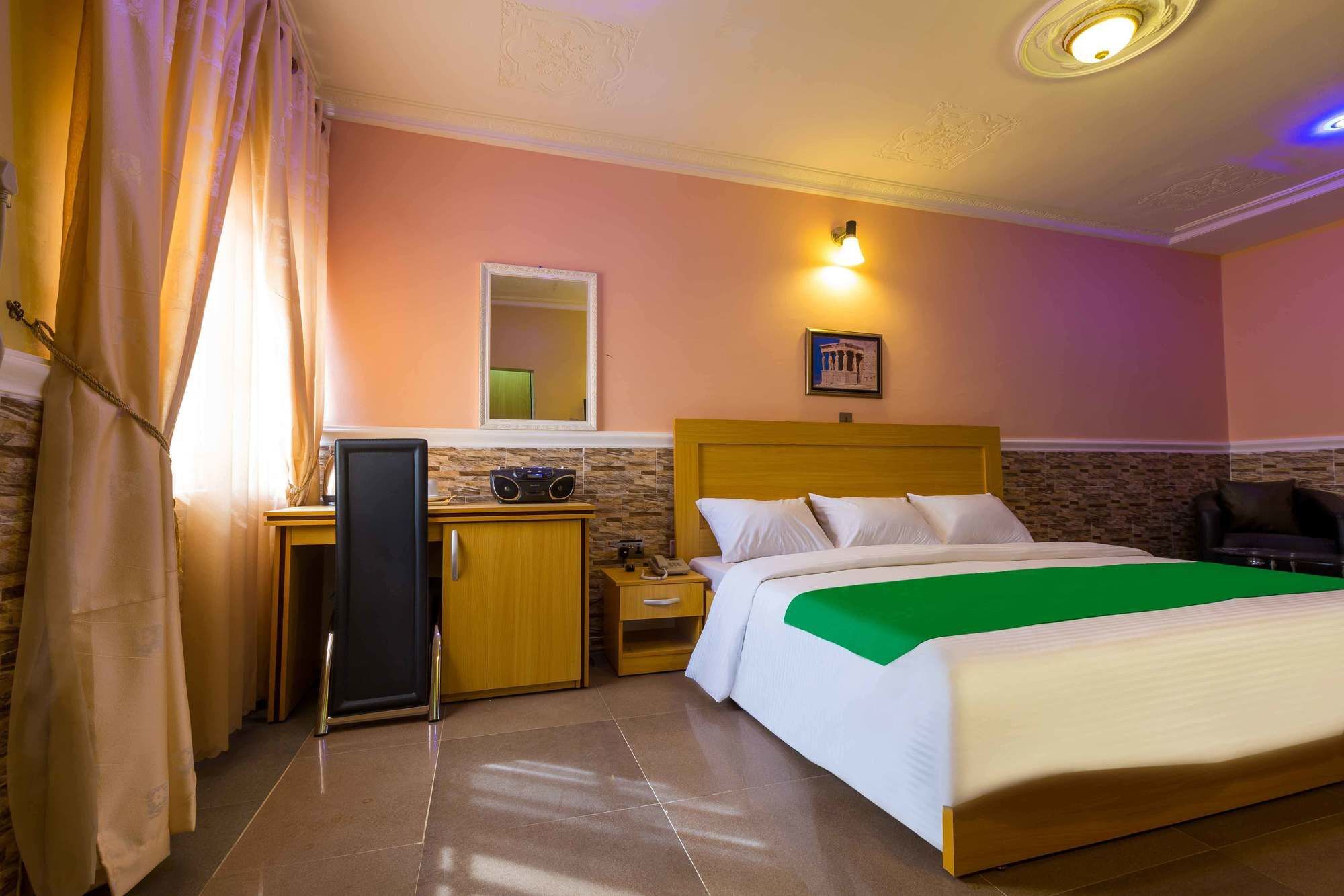 Berbera Palace Royale Hotel Abuja Exterior foto
